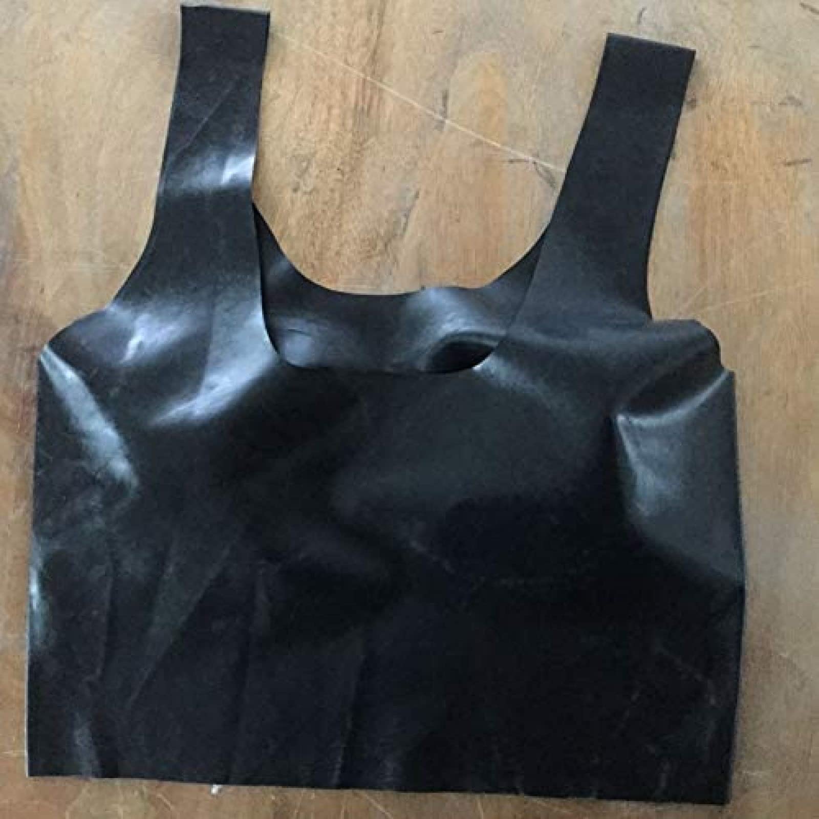 Amazon.co.jp: 女性黒ラテックス ラバー ブラ トップ乳首穴カップレス